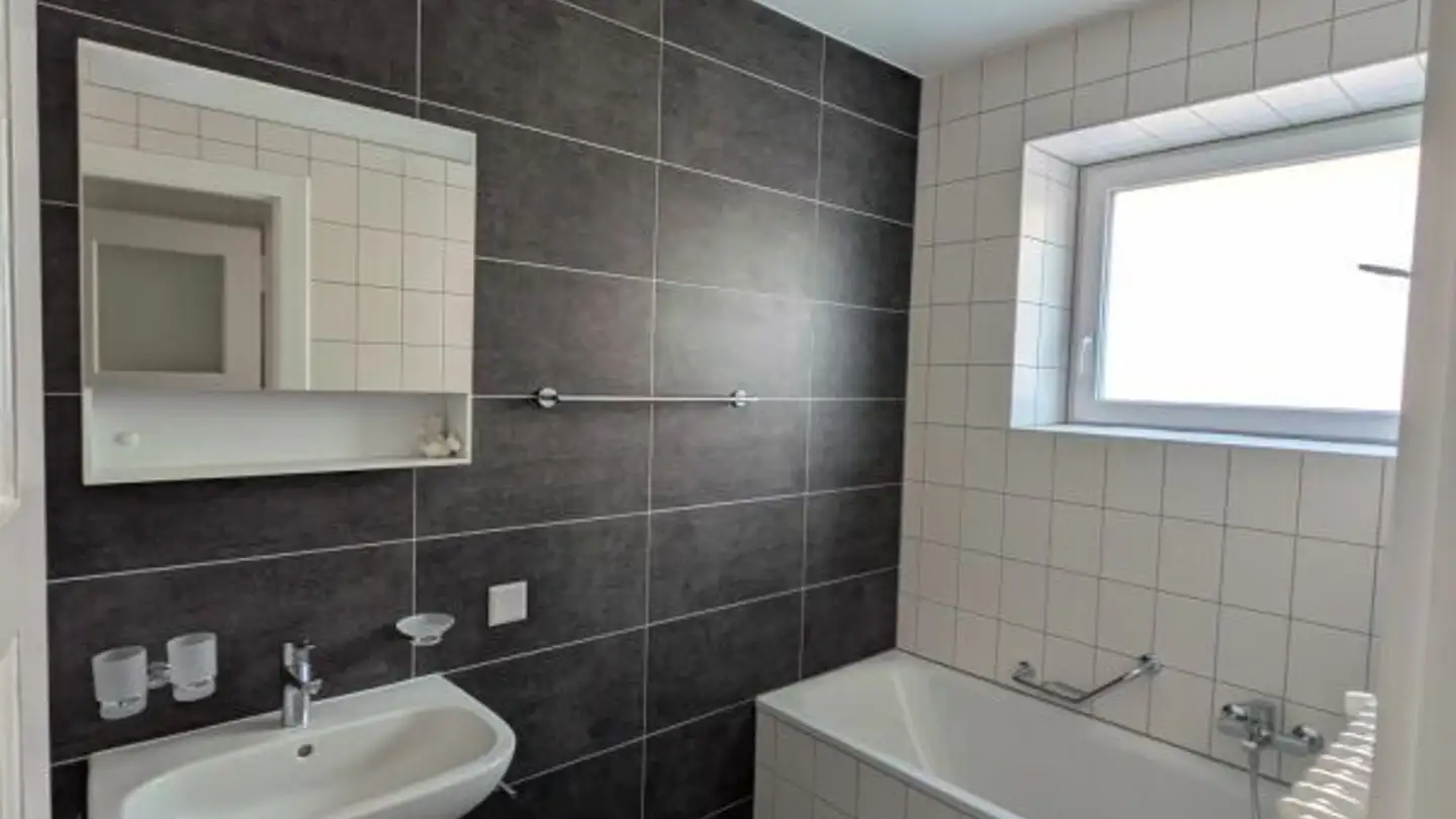 Apartment for rent - Rue De La Maladière, 2000 Neuchâtel - Photo 2