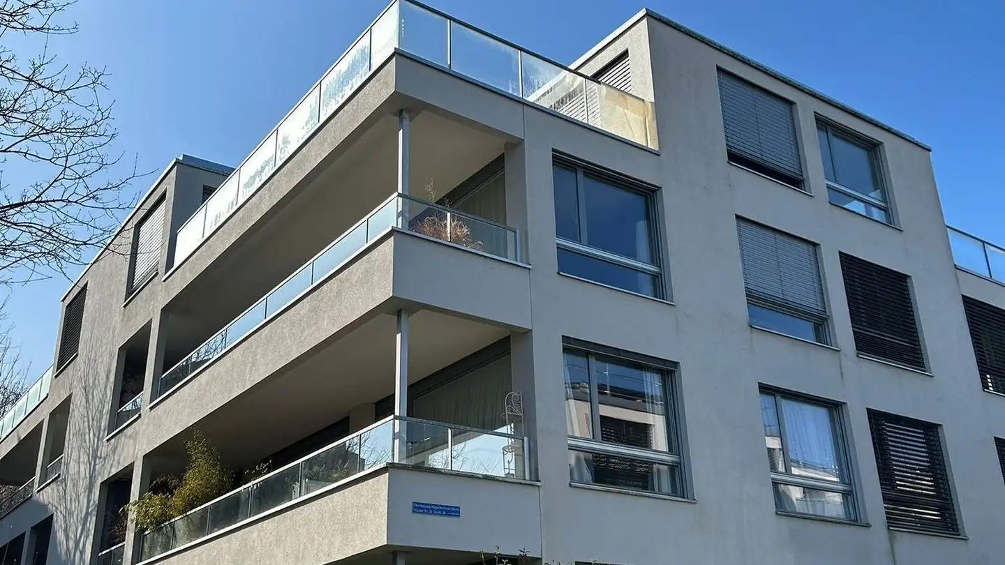 Penthouse for rent - Hagenbuchrain 36, 8047 Zürich