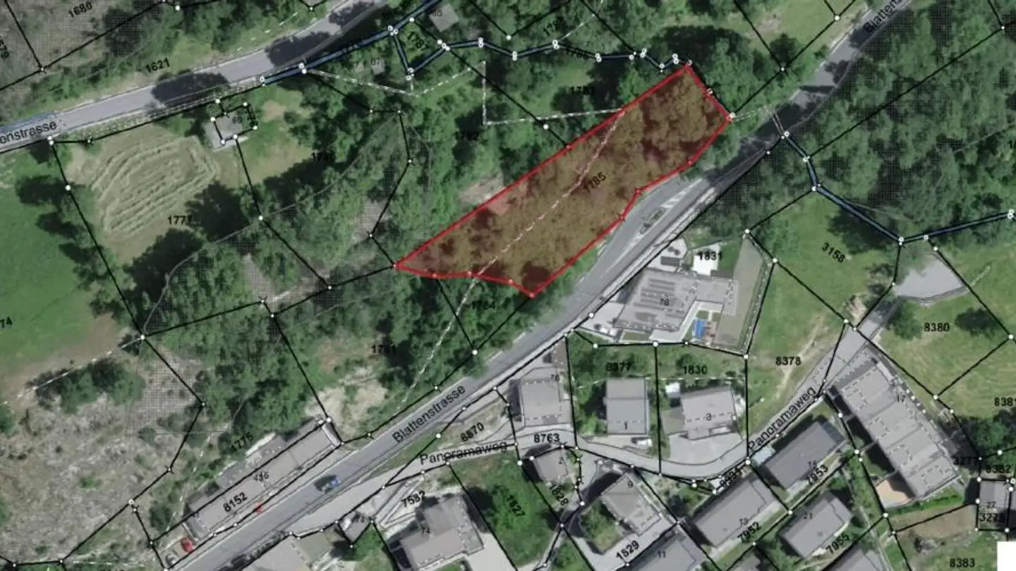 Constructible plot for sale - Blattenstrasse, 3904 Naters