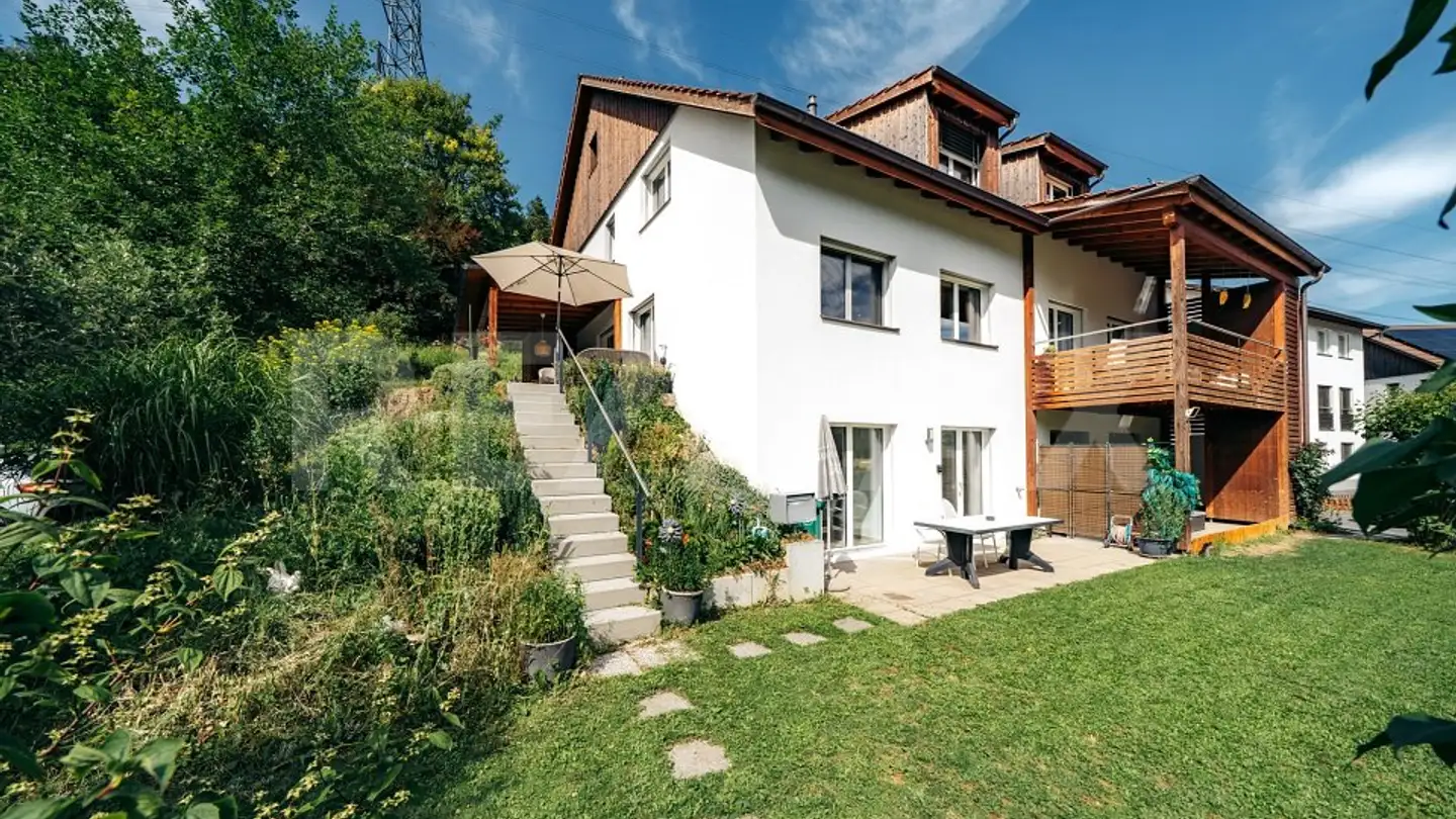 Semi-detached house for sale - Dättnauerstrasse 128, 8406 Winterthur