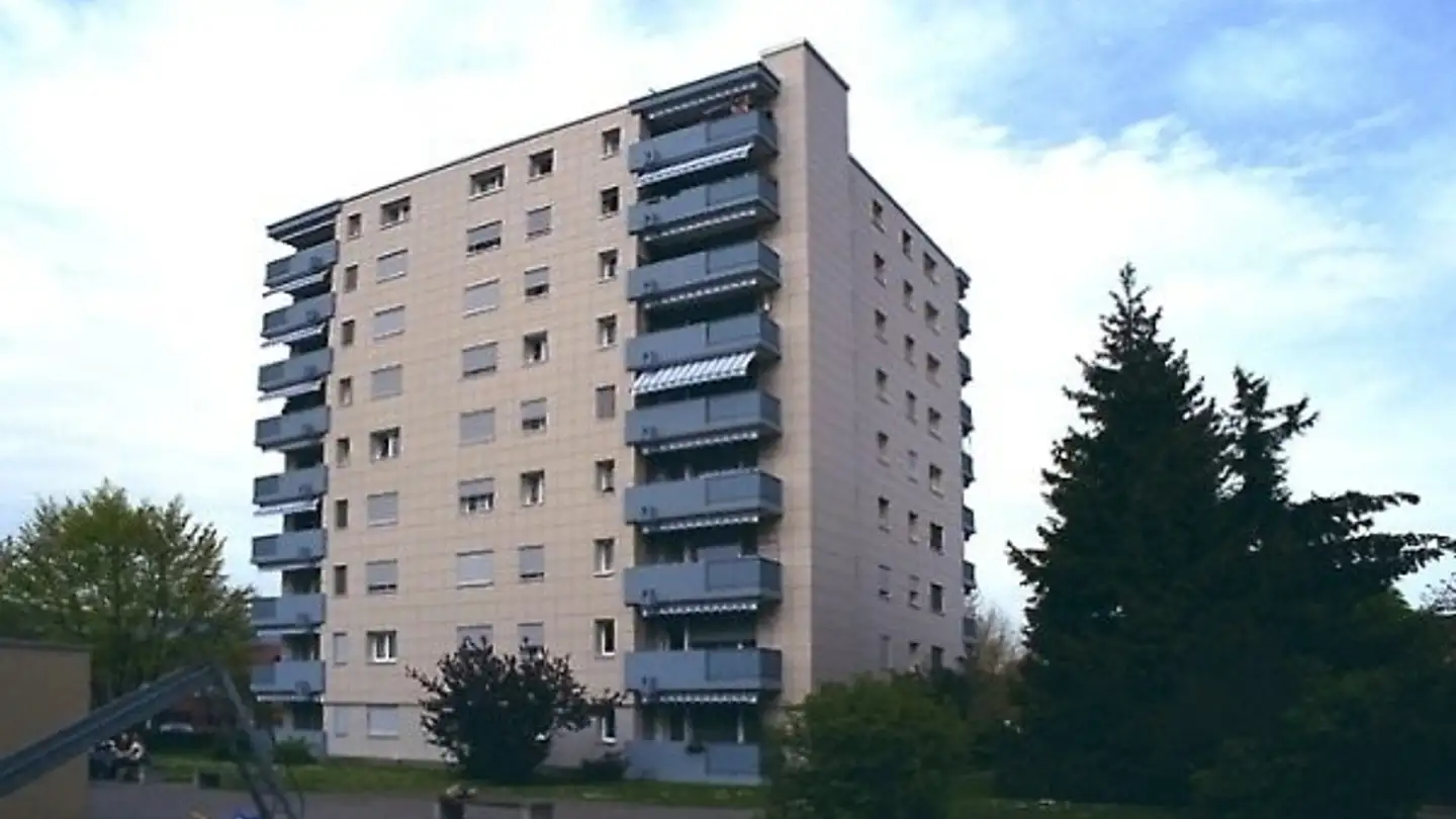 Single garage for rent - Aarestrasse 11a, 2555 Brügg BE - Photo 2