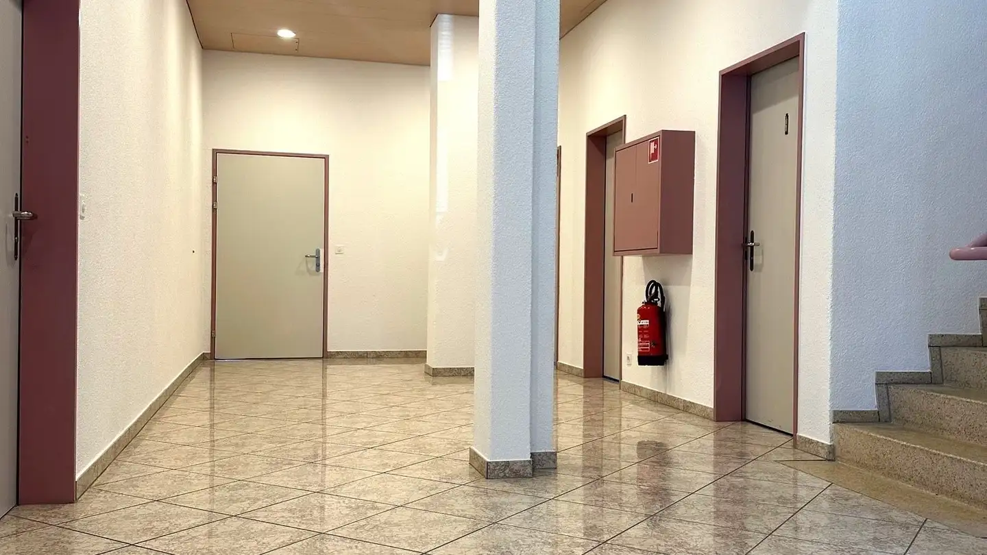 Grande magazzino in affitto - Schwarzenburgstrasse 854, 3145 Niederscherli - Foto 4