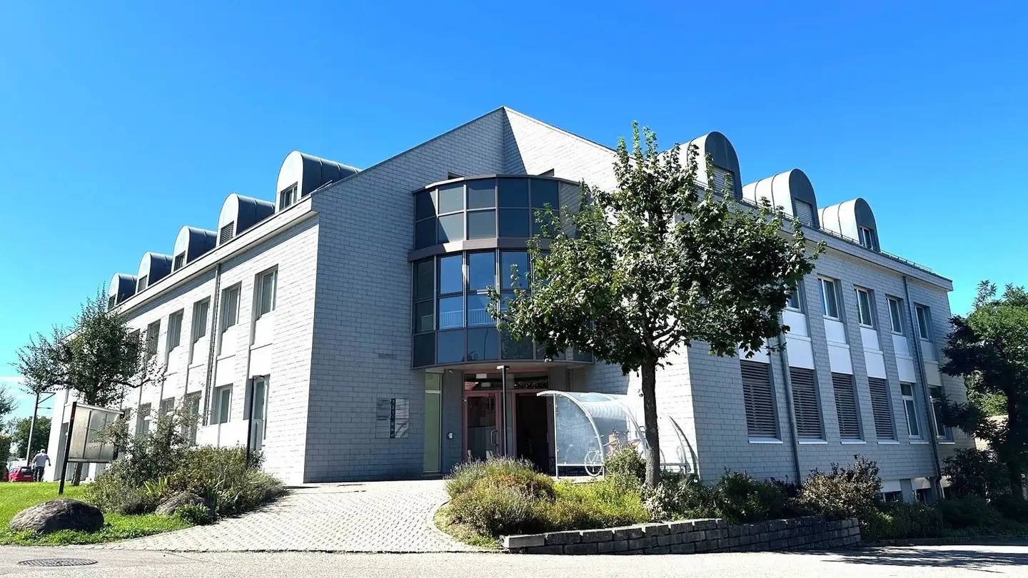 Grande magazzino in affitto - Schwarzenburgstrasse 854, 3145 Niederscherli - Photo 2