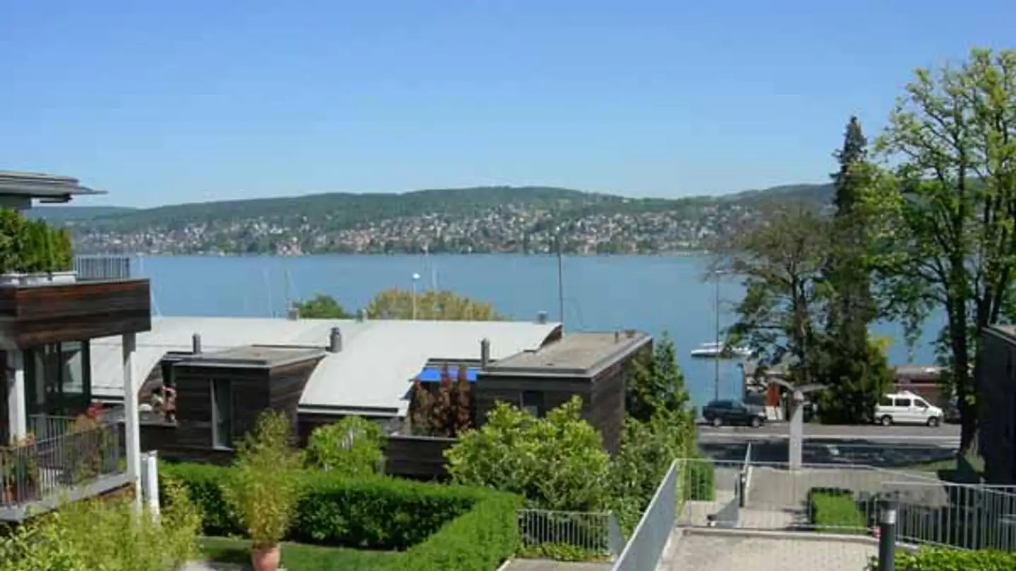 Outdoor parking space for rent - Seestrasse, 8800 Thalwil