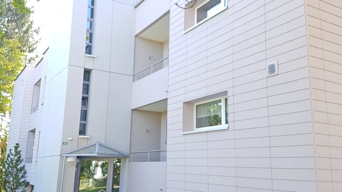 Apartment for rent - Twäracherstrasse 5, 8118 Pfaffhausen