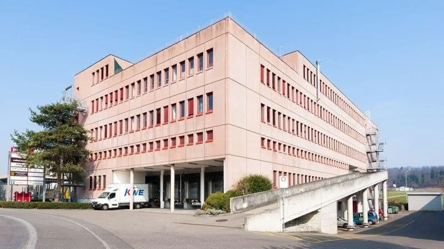 Office space for rent - Grindelstrasse 9, 8303 Bassersdorf