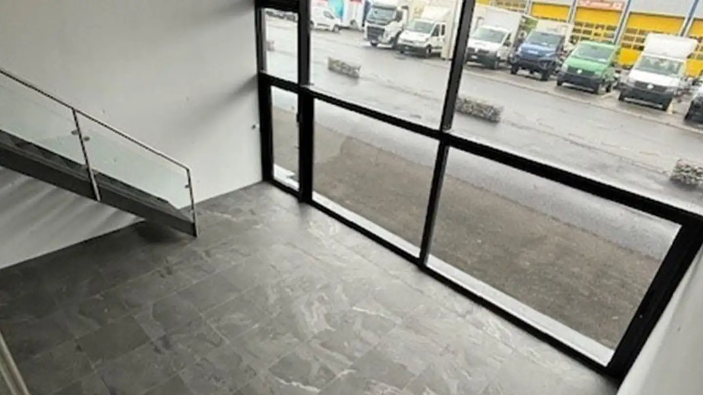 Edificio ad uso misto in affitto - Zone Industrielle Le Tresi 4, 1028 Préverenges