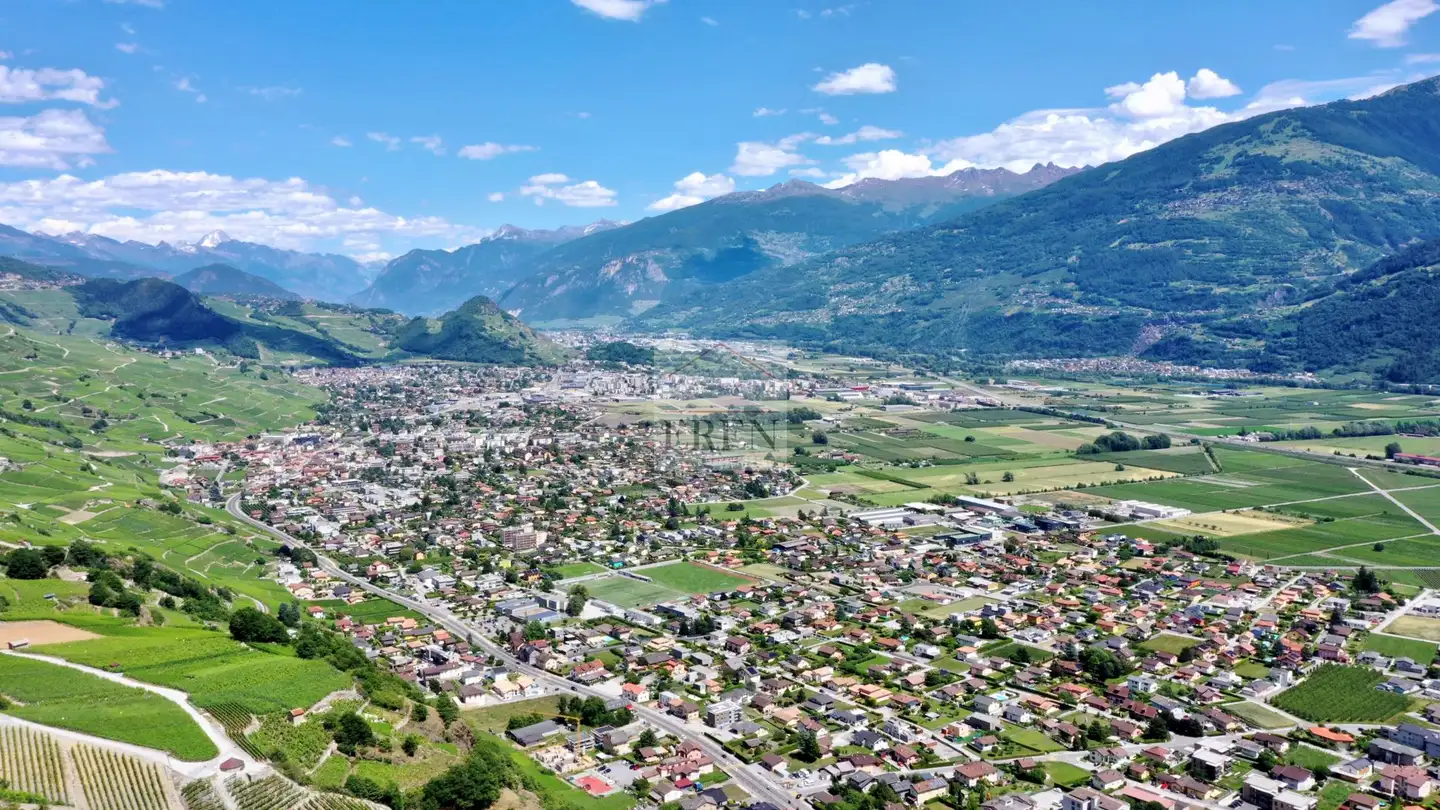 Place de parking couverte à louer - 1963 Vétroz - Photo 3