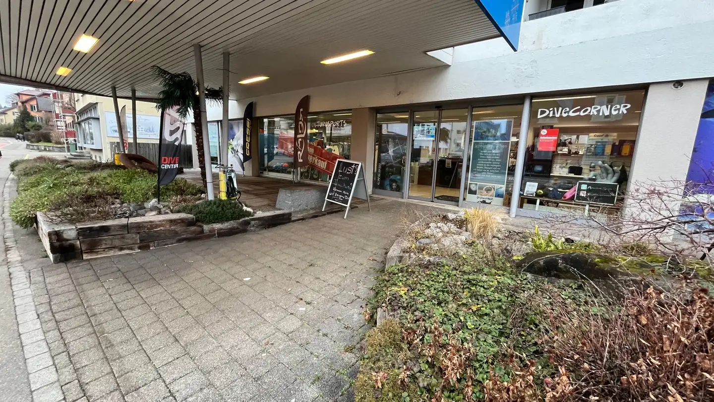 Commercial à louer - Schaffhauserstrasse 32, 8400 Winterthur - Photo 3