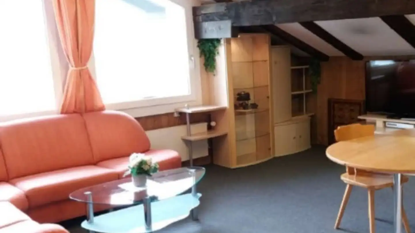 Apartment for rent - Vorderbergstrasse 102, 8852 Altendorf