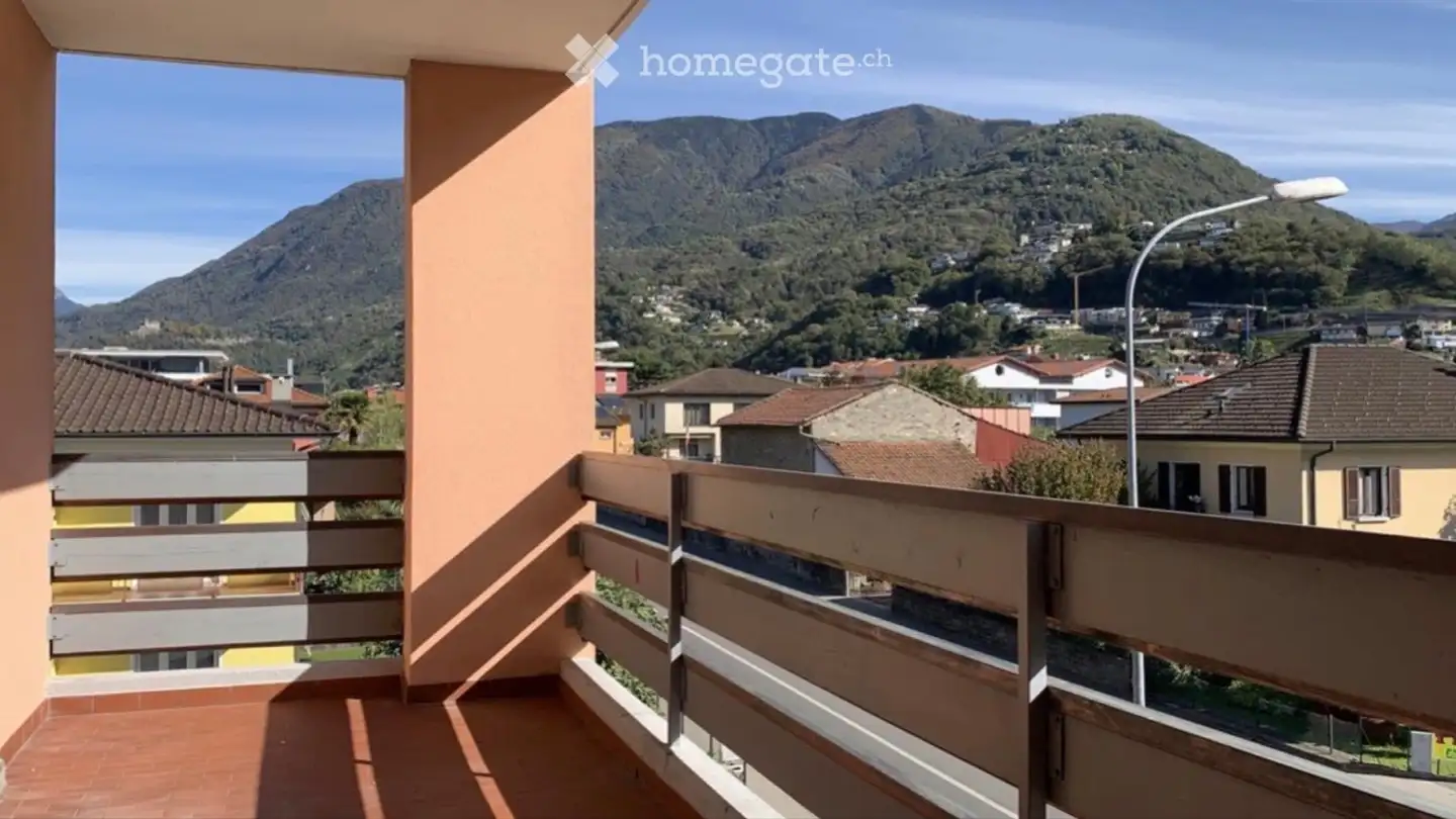 Appartement à louer - Via Pizzo Di Claro 1a, 6512 Giubiasco - Photo 3
