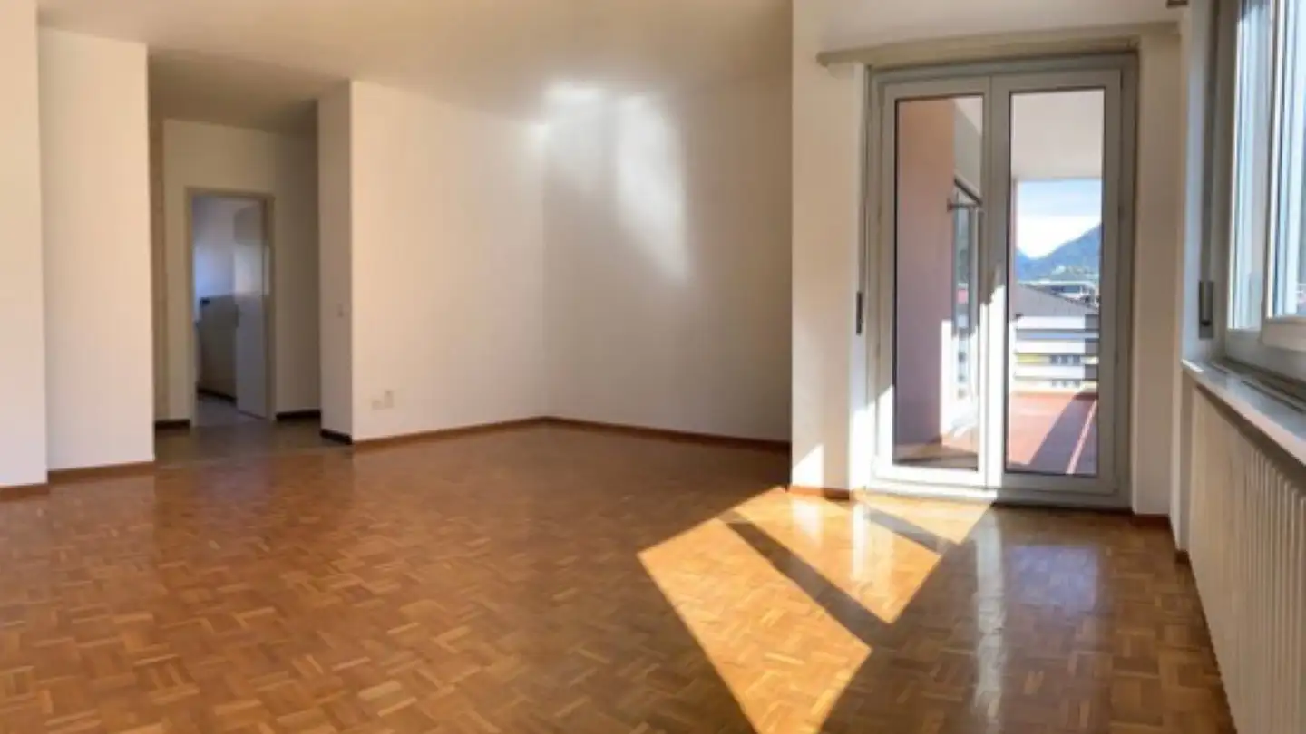 Appartement à louer - Via Pizzo Di Claro 1a, 6512 Giubiasco - Photo 4