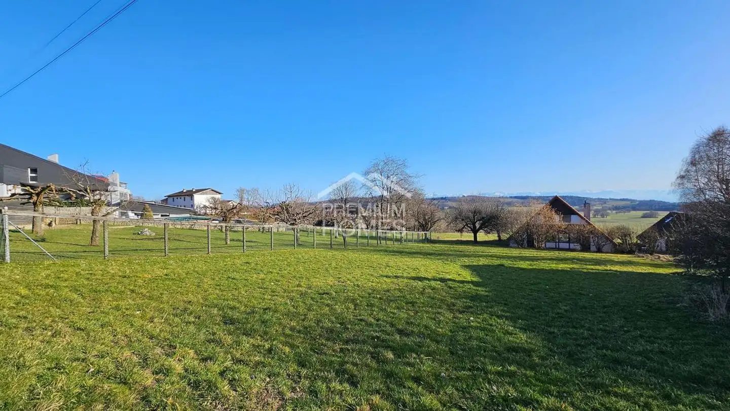 Terrain constructible à vendre - 2518 Nods