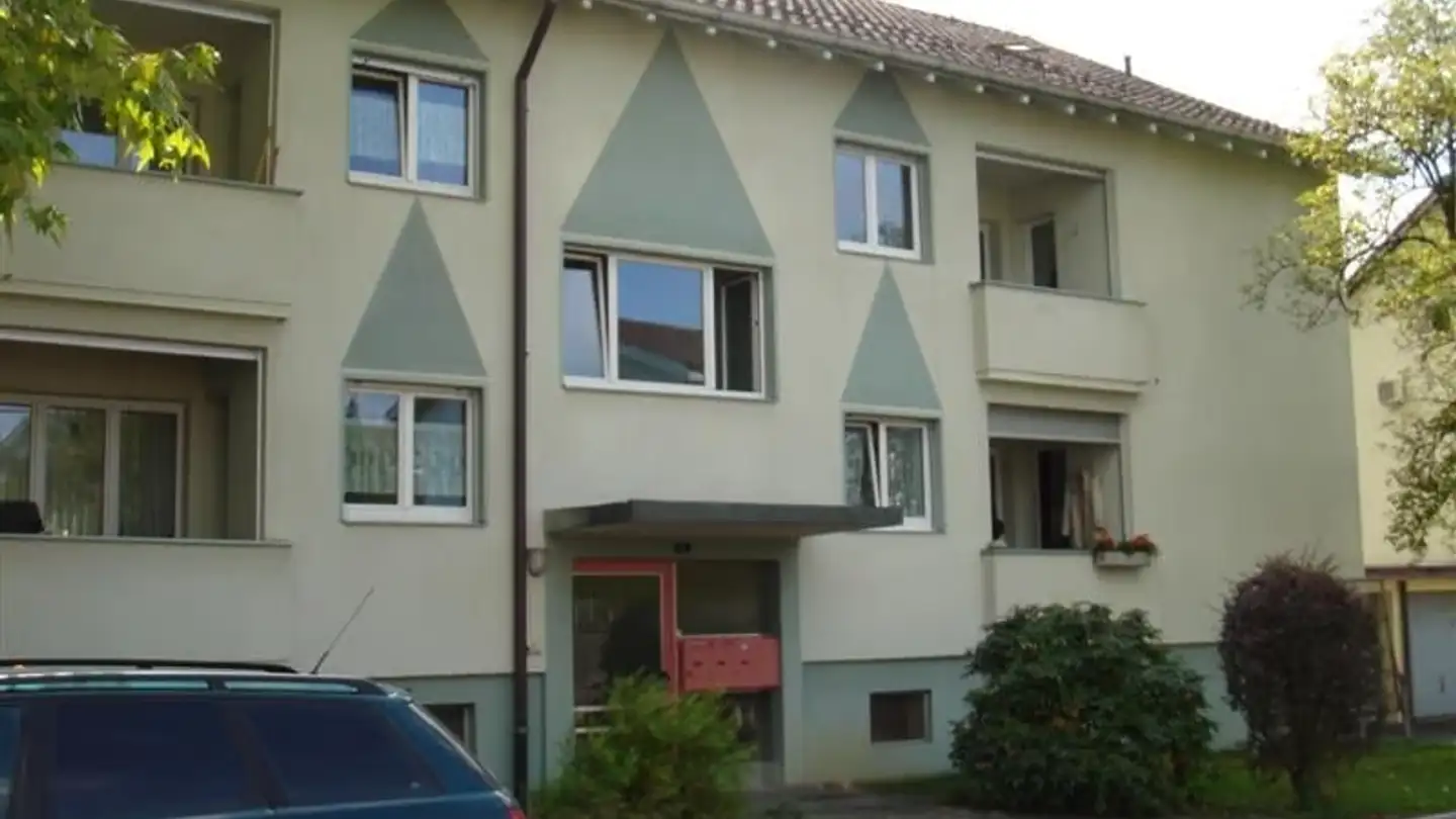 Single garage for rent - Steinackerstrasse 4, 8152 Glattbrugg