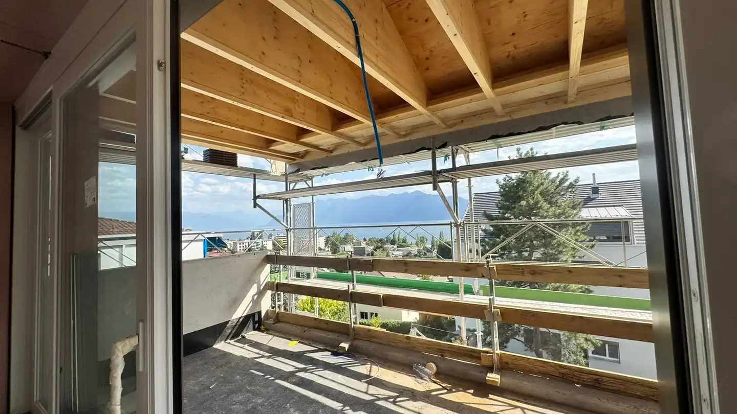 Attic flat for rent - Avenue Samson Reymondin 24, 1009 Pully - Photo 2