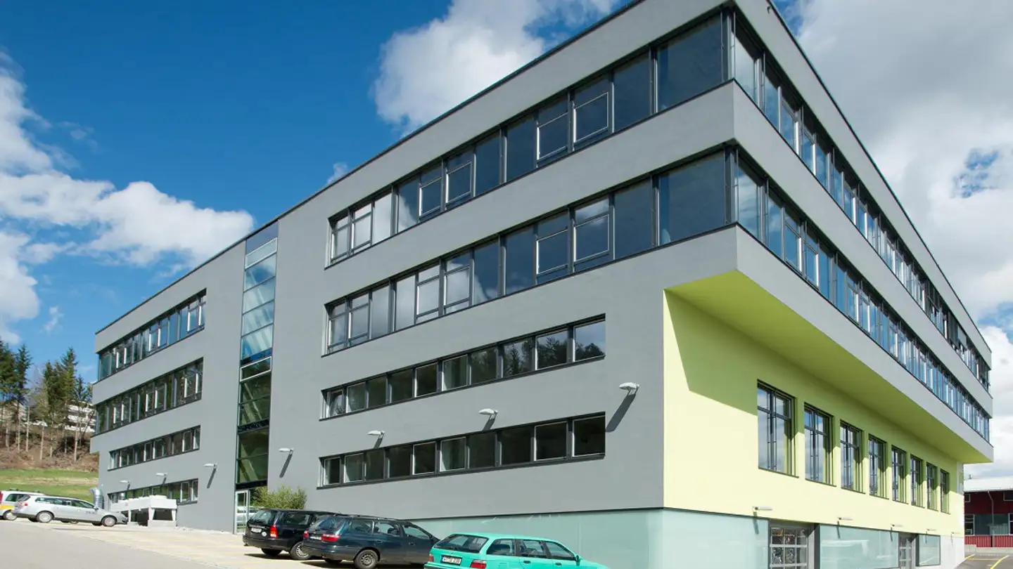 Bureau à louer - Querstrasse 5, 8212 Neuhausen am Rheinfall - Photo 2