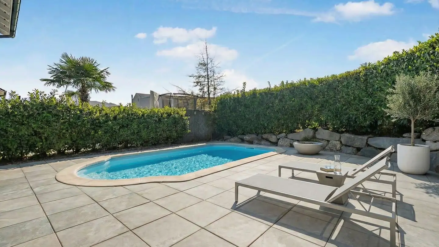 Semi-detached house for sale - 6026 Rain