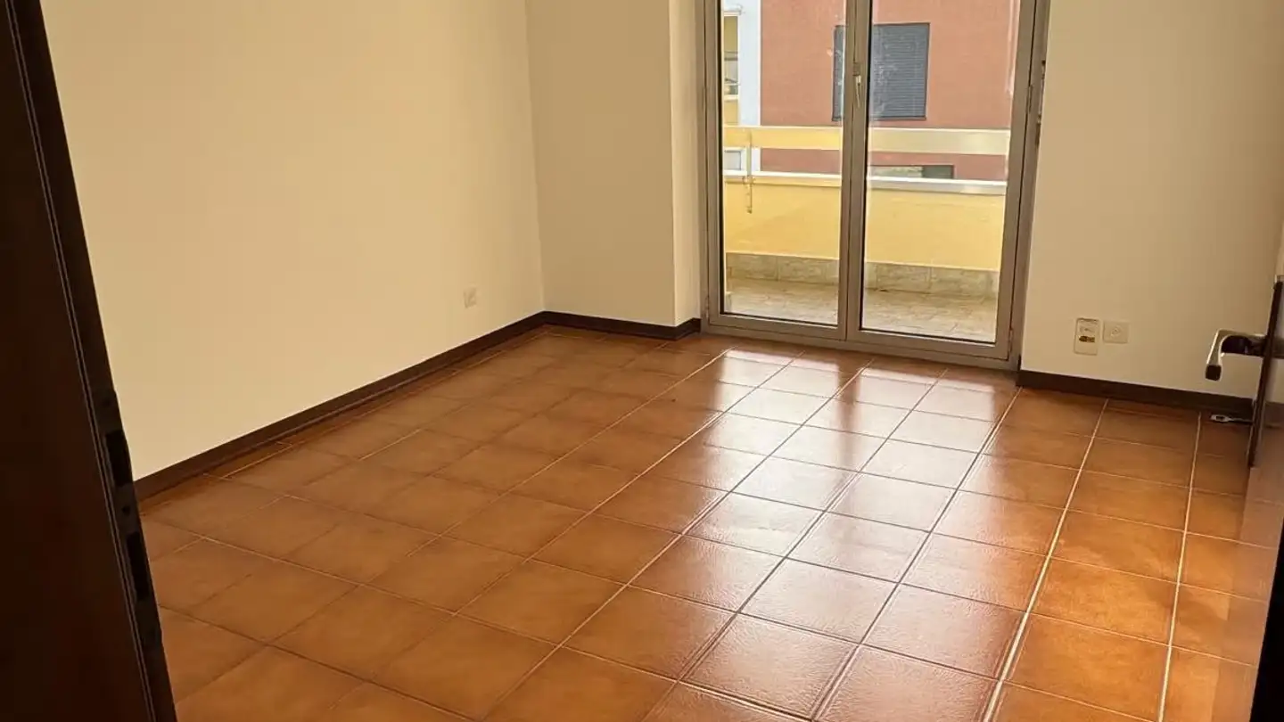 Wohnung mieten - Via Remorino 11, 6648 Minusio - Foto 2
