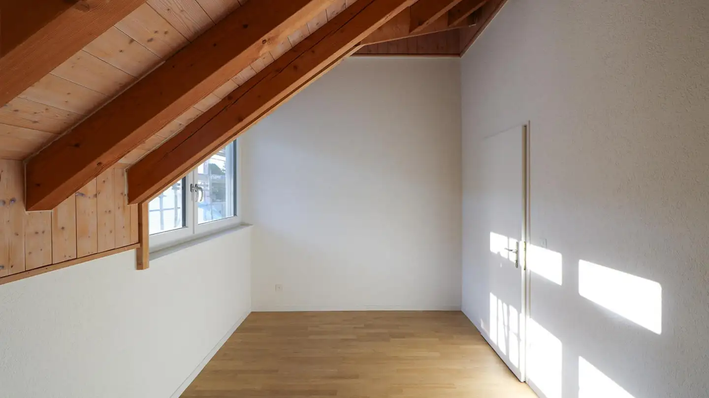 Penthouse for rent - Bartolomäusweg 11b, 2504 Biel/Bienne - Photo 4