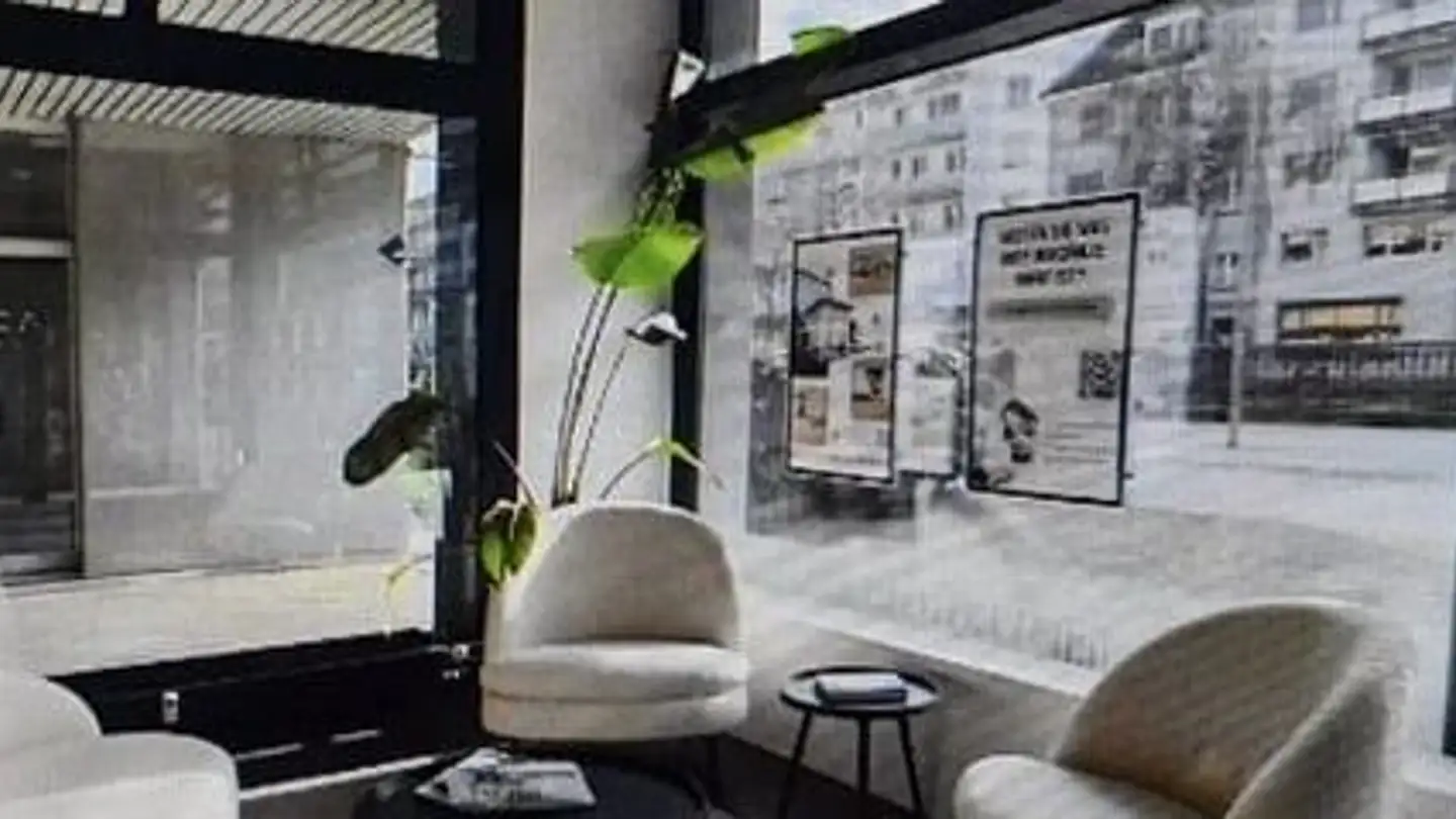 Gewerbe mieten - Rue Des Jardins / Gartenstrasse 13, 2502 Biel/Bienne