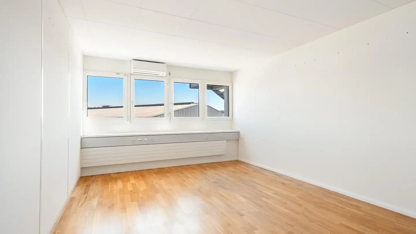 Spazio ufficio in affitto - Mandachstrasse 52, 8155 Niederhasli - Foto 4