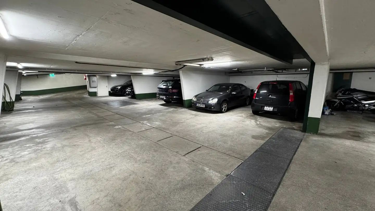 Parcheggio sotterraneo in affitto - Kirchstrasse 4, 8304 Wallisellen