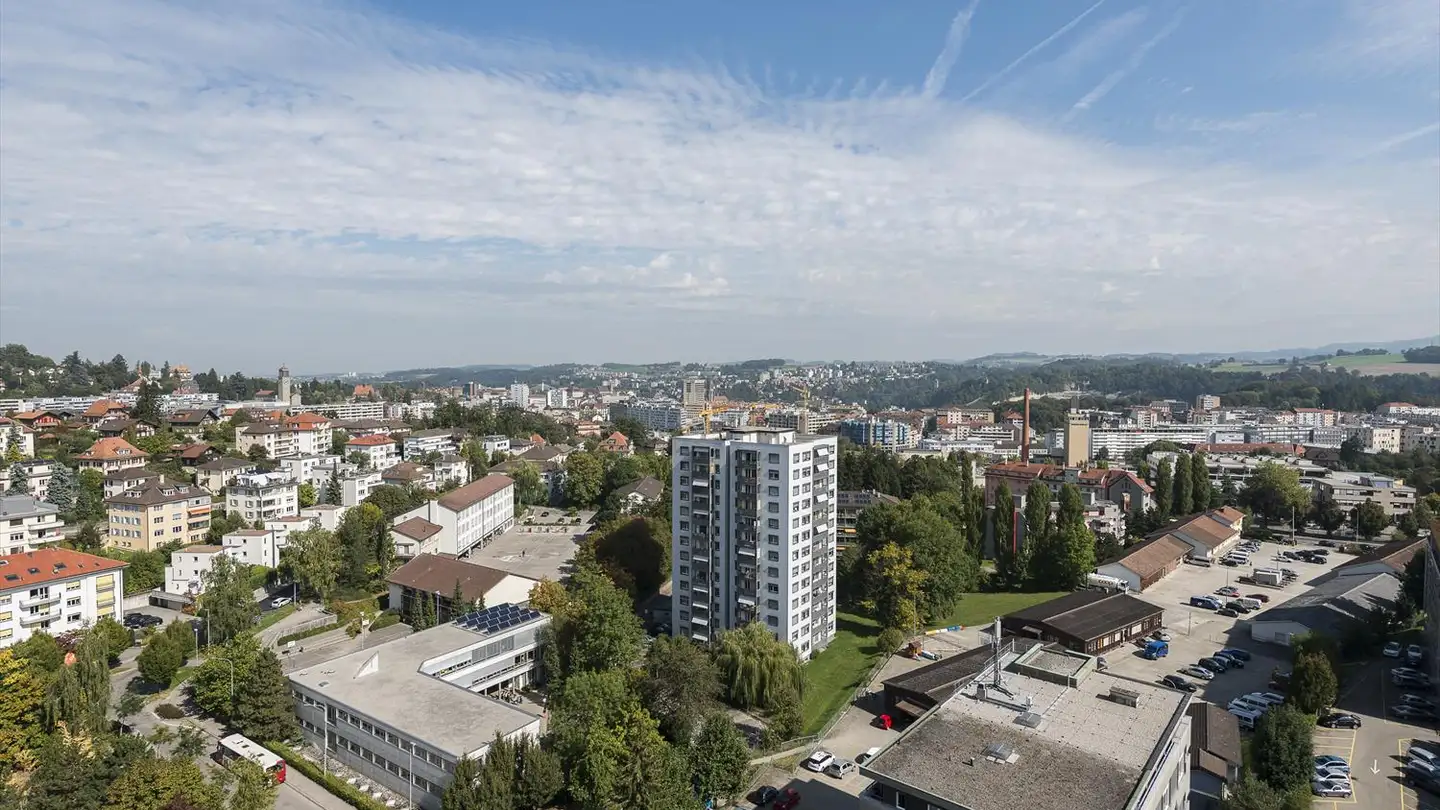 Indoor motorbike parking space for rent - Route de Beaumont, 1700 Fribourg