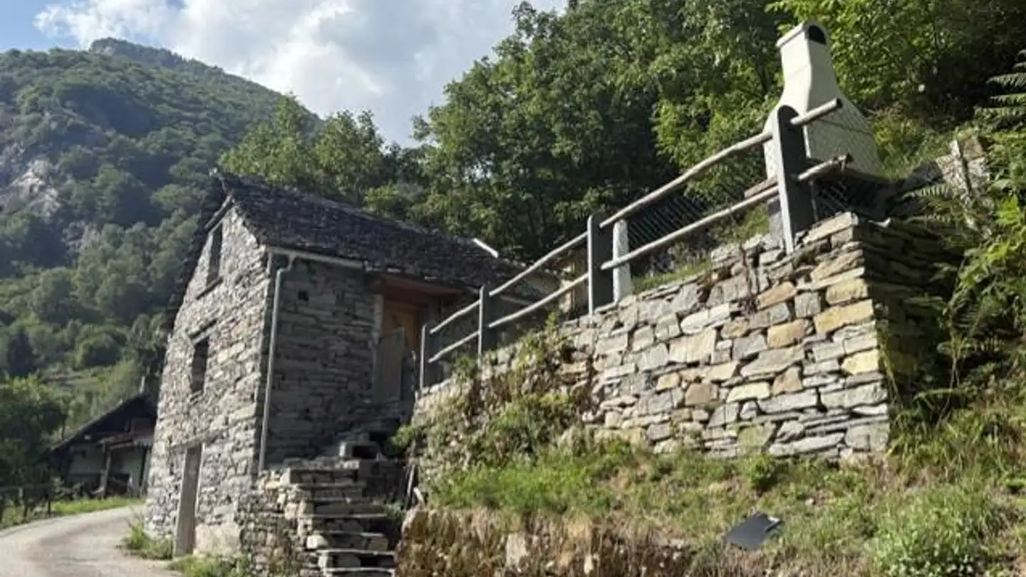 Casa singola in vendita - Vergeletto, 6664 Vergeletto