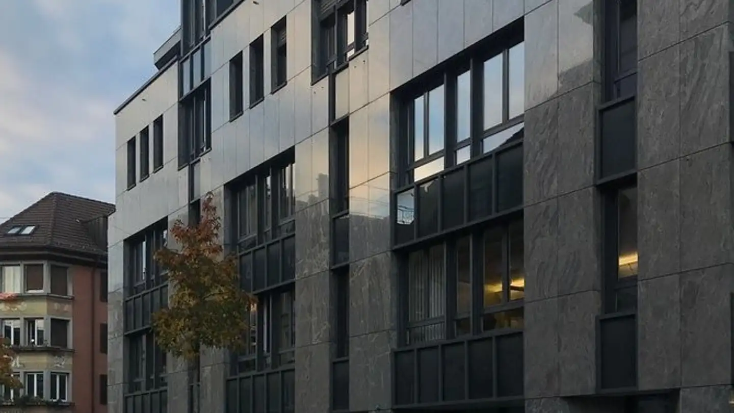 Place de parking souterraine à louer - Neugasse 14, 8005 Zürich