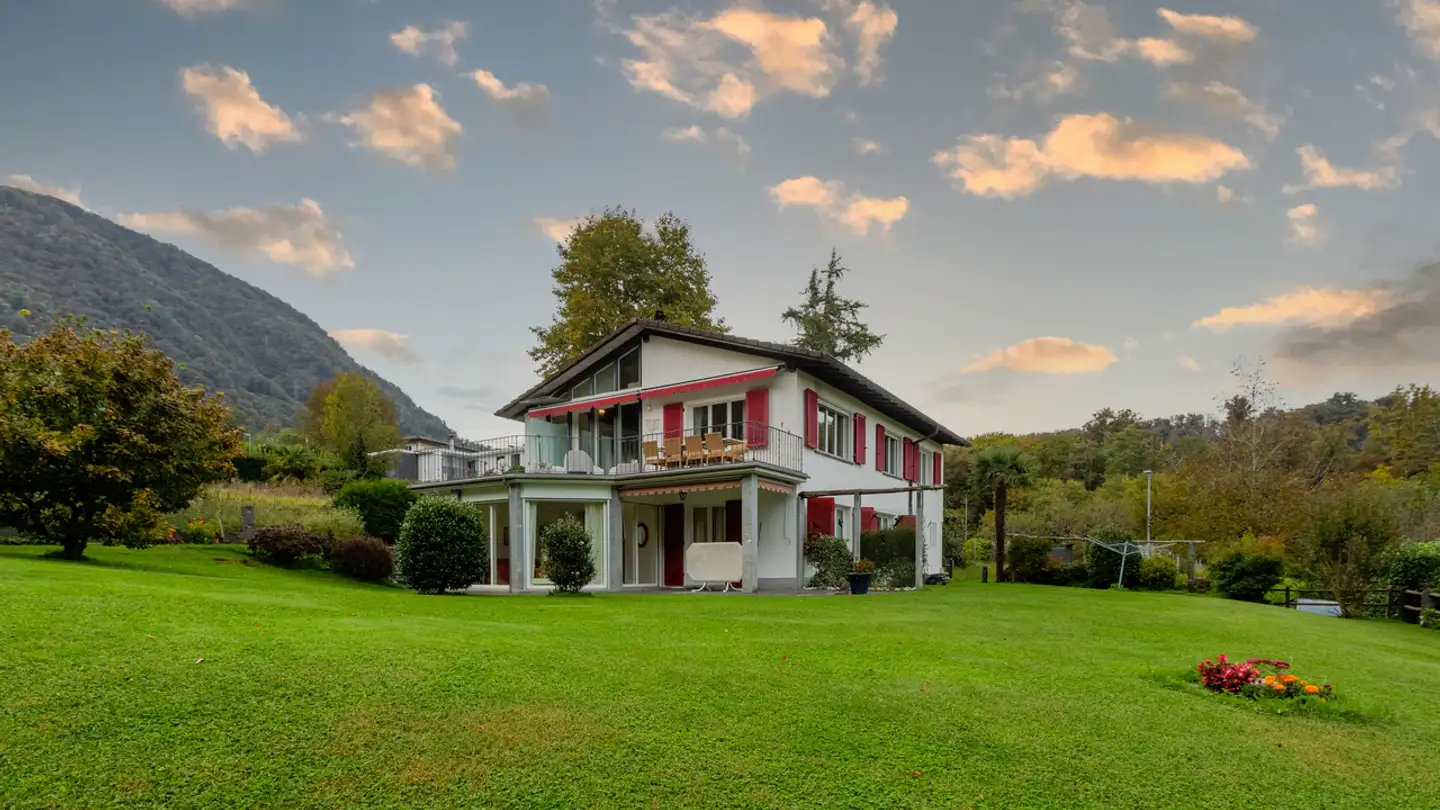 Casa singola in vendita - Via Piazzo 6, 6618 Arcegno