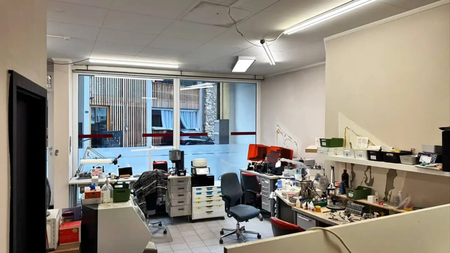 Commercial for rent - Place Saint-André 5, 1893 Muraz (Collombey) - Photo 3