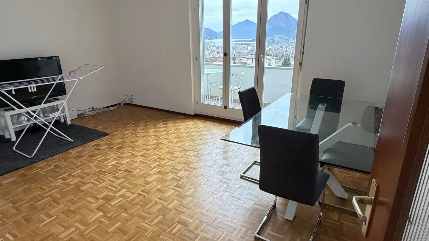 Appartement à louer - Via San Bernardo 17, 6952 Canobbio