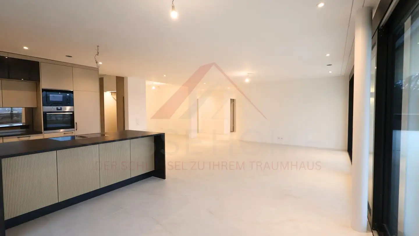 Stepped house for sale - 5222 Umiken - Photo 3