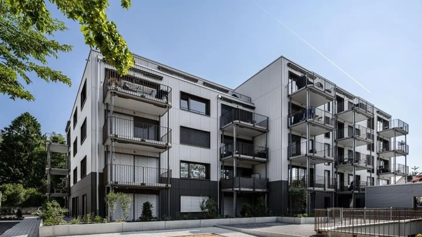 Attique à louer - Im Tauen 4, 8103 Unterengstringen