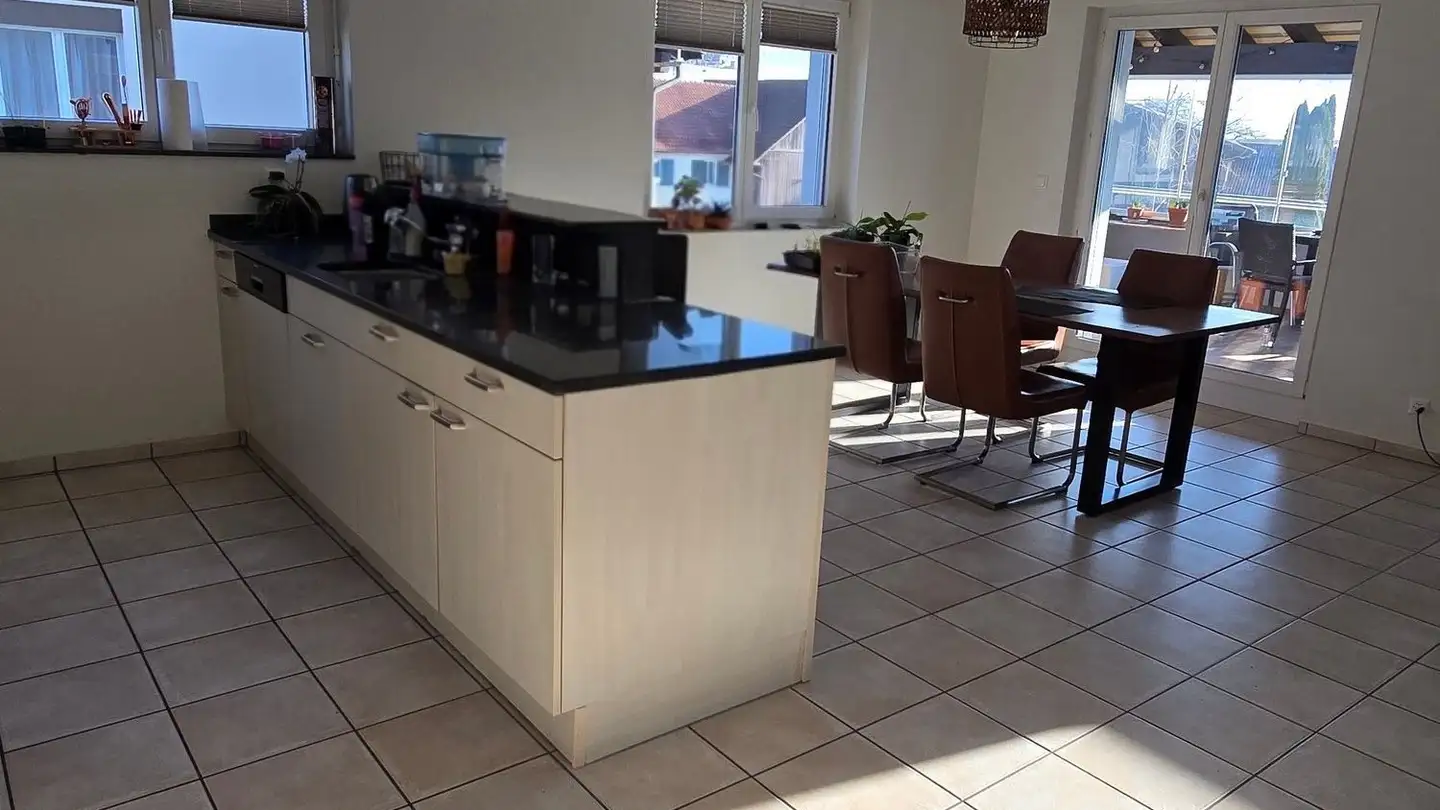 Dachgeschosswohnung mieten - Im Schürli 5, 8344 Bäretswil