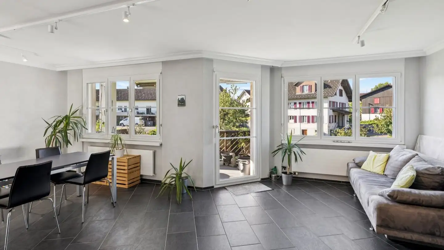 Wohnung kaufen - Schmerikonerstrasse 14, 8733 Eschenbach SG