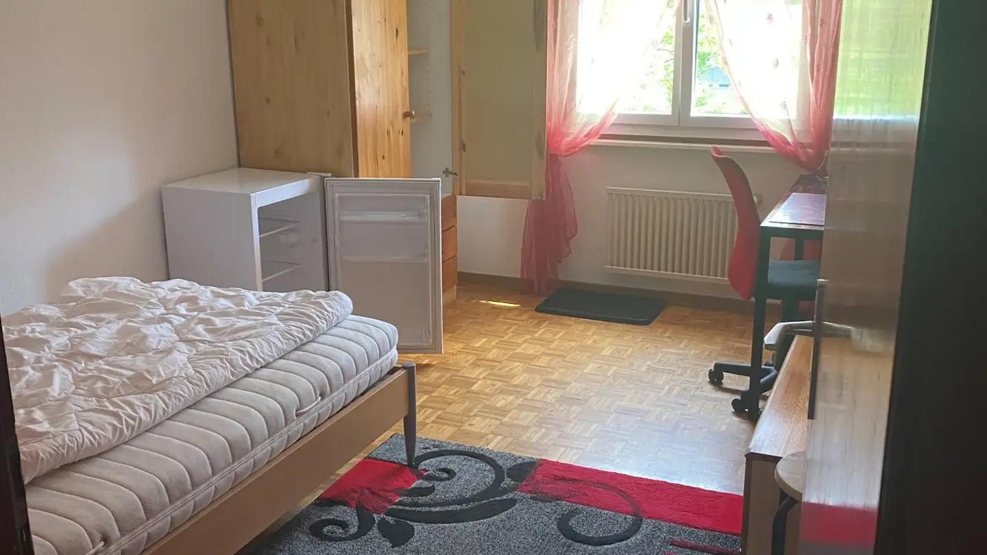 Chambre à louer - 1010 Lausanne