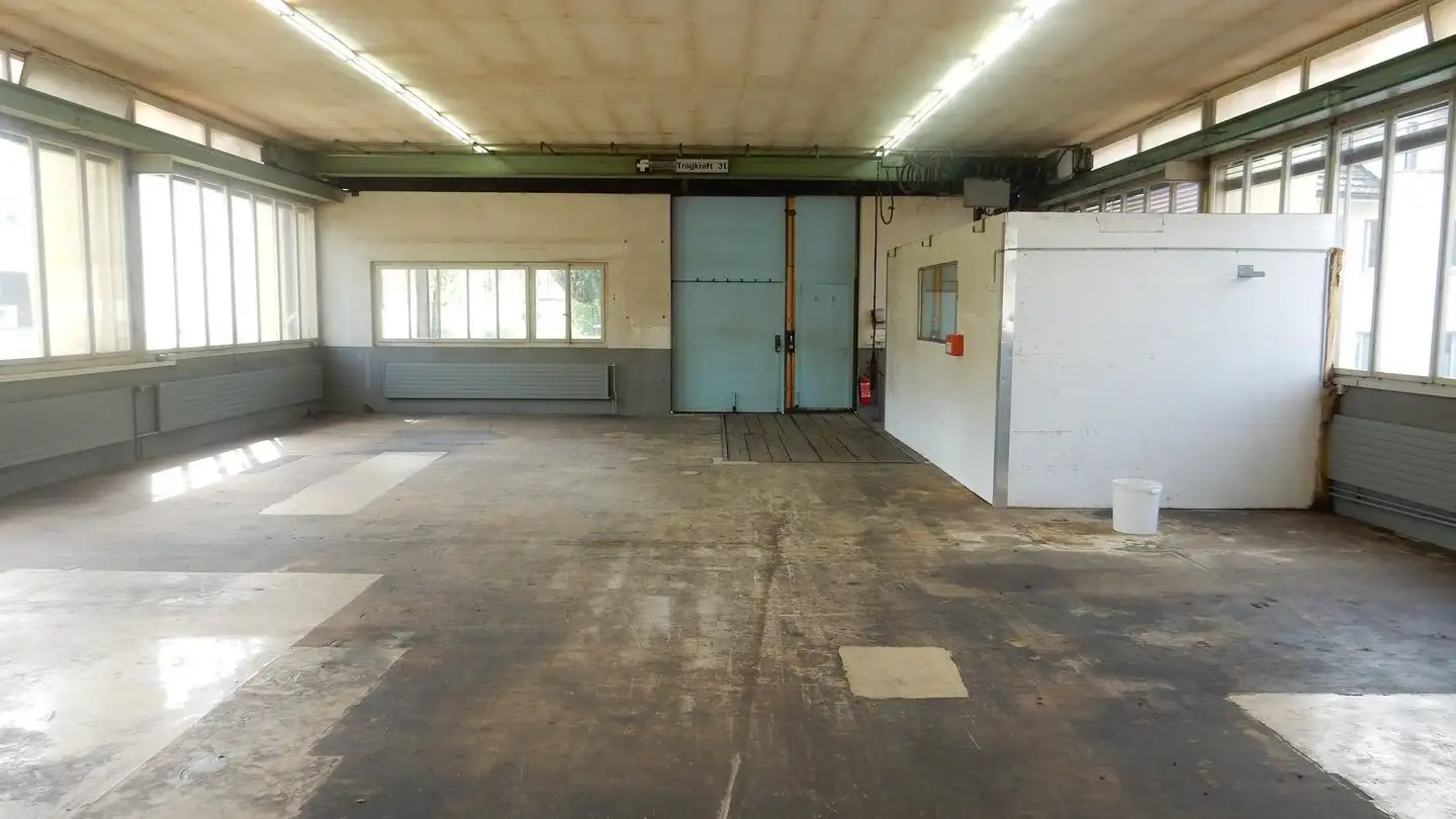 Commerciale in affitto - Austrasse 1, 8483 Kollbrunn