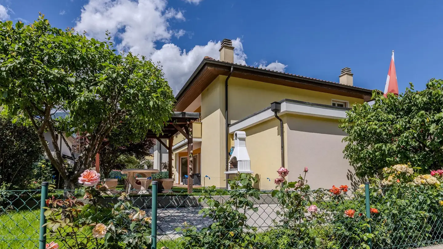 Einfamilienhaus kaufen - 6593 Cadenazzo