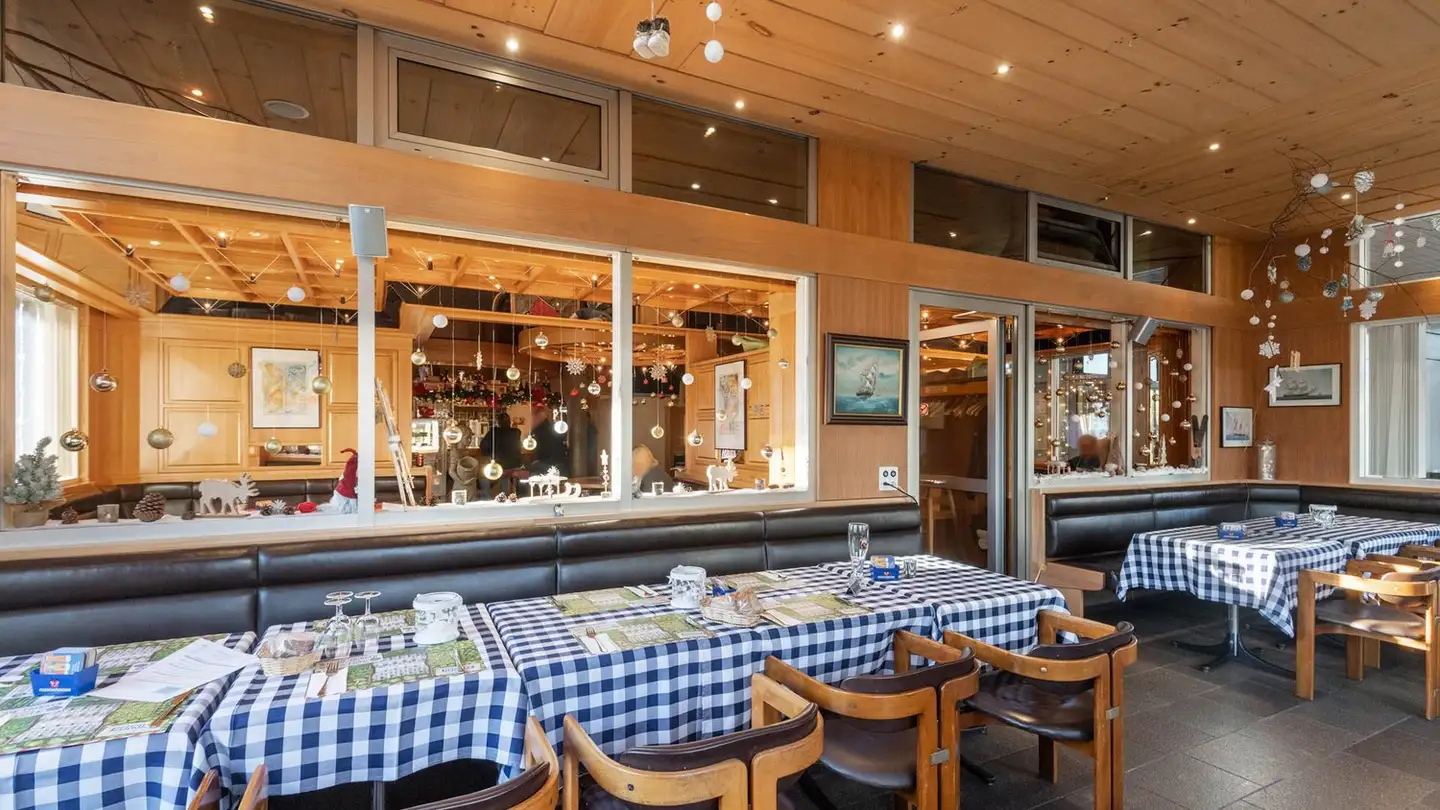 Ristorante in affitto - Angensteinerstrasse 5, 4153 Reinach BL - Photo 2