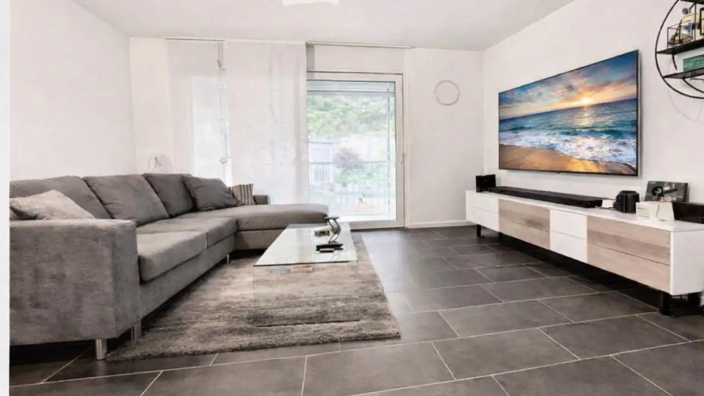 Appartement à louer - 6533 Lumino