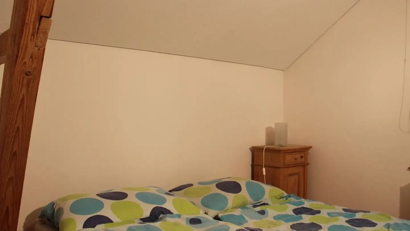 Dachgeschosswohnung mieten - Rütiwiesstrasse 10, 8645 Jona - Foto 4