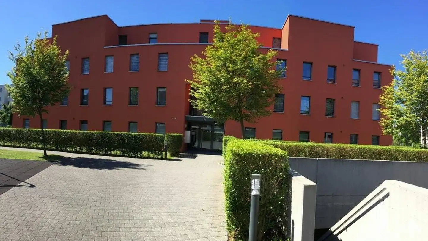 Appartamento in affitto - In Der Höh 1b, 8604 Volketswil