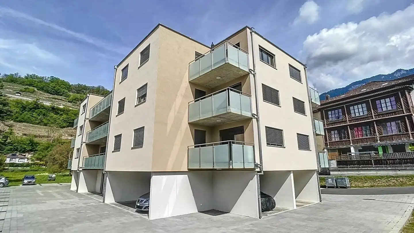 Outdoor parking space for rent - Avenue De La Gare 46, 1880 Bex