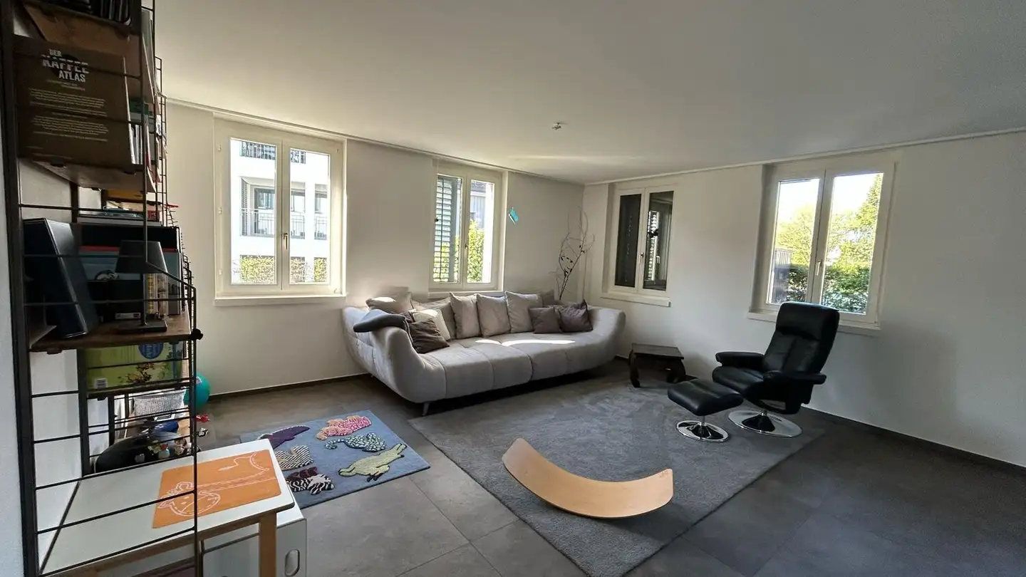 Appartamento ammobiliato in affitto - 8104 Weiningen ZH - Photo 2