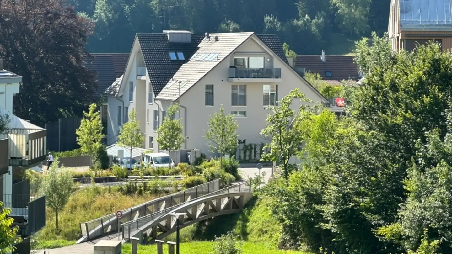 Attic flat for rent - Aspbachstrasse, 8426 Lufingen - Photo 2