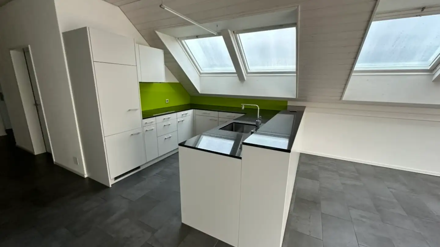 Attic flat for rent - Aspbachstrasse, 8426 Lufingen - Photo 3