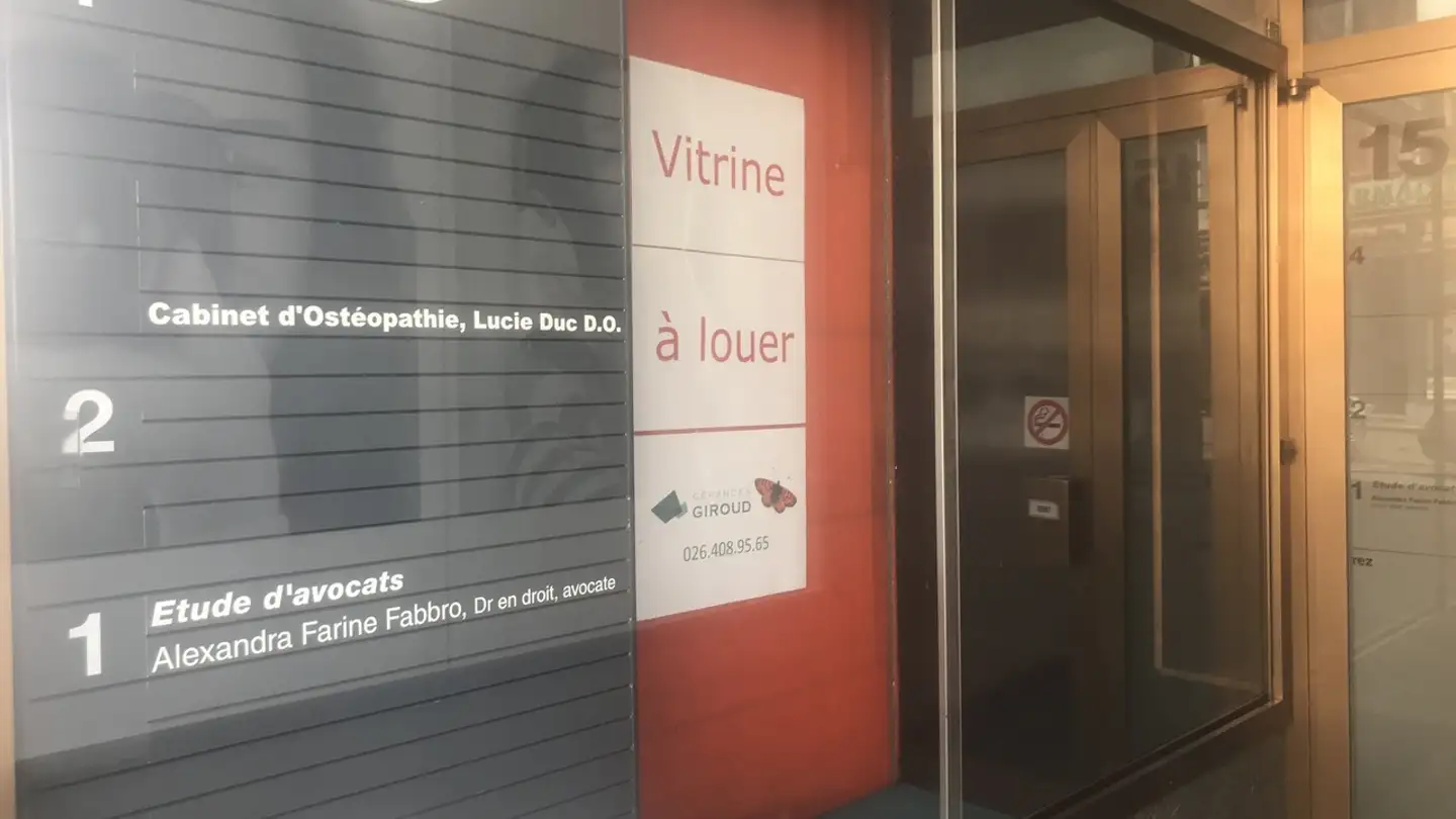 Window shop for rent - Grand-Rue 15, 1530 Payerne - Photo 2