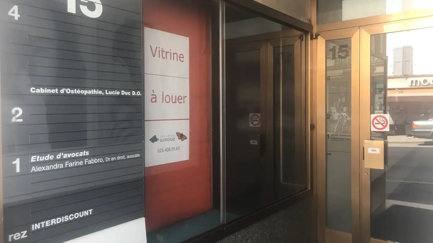 Window shop for rent - Grand-Rue 15, 1530 Payerne - Photo 3