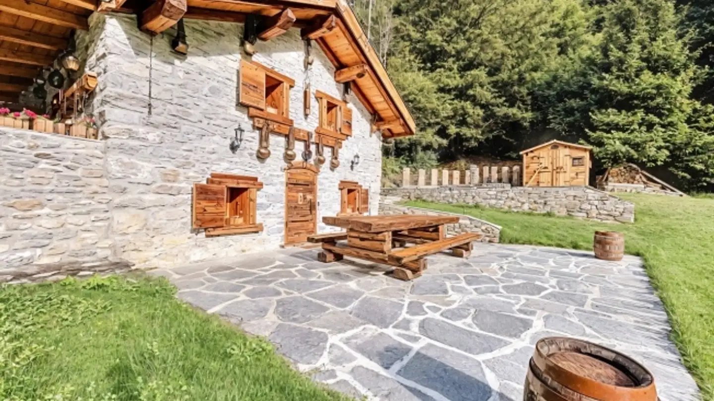 Chalet à vendre - 1976 Erde